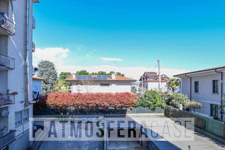 Bilocale Azzano San Paolo