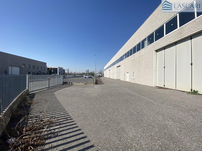 Capannone - Rif. 2618 Urgnano