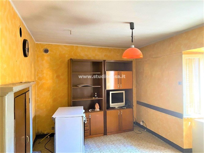 INDIPENDENTE  CASA CONTADINA! Bracca