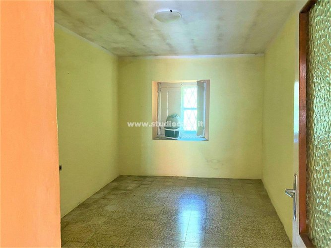 INDIPENDENTE  CASA CONTADINA! Bracca