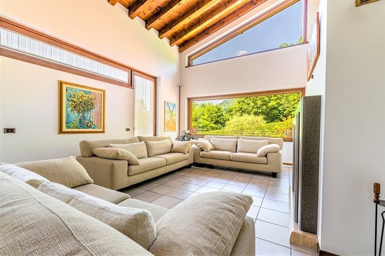 villa singola Nembro