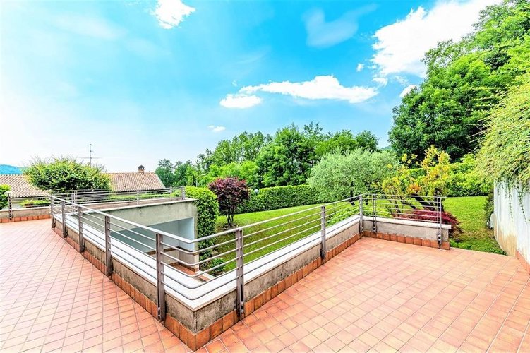 villa singola Nembro