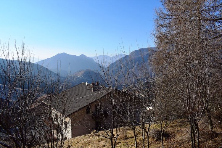 Zambla Alta mt. 1200 zona esclusiva grazioso bilocale arredato Oltre il Colle