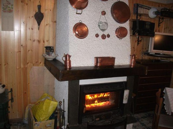 Studio Casa propone Bilocale a Costa Di Serina Costa Serina