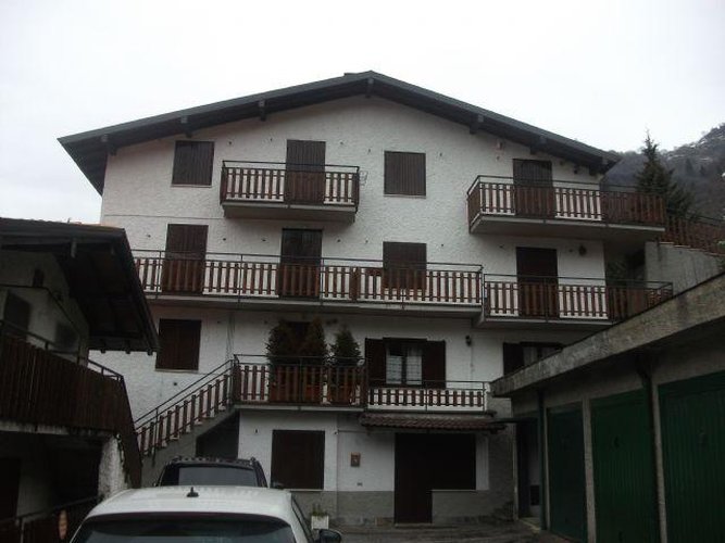 Studio Casa propone Bilocale a Costa Di Serina Costa Serina