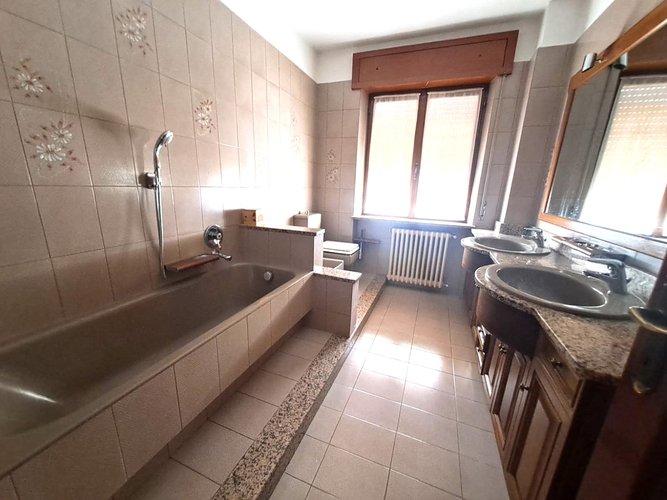 DI AMPIA METRATURA! Serina