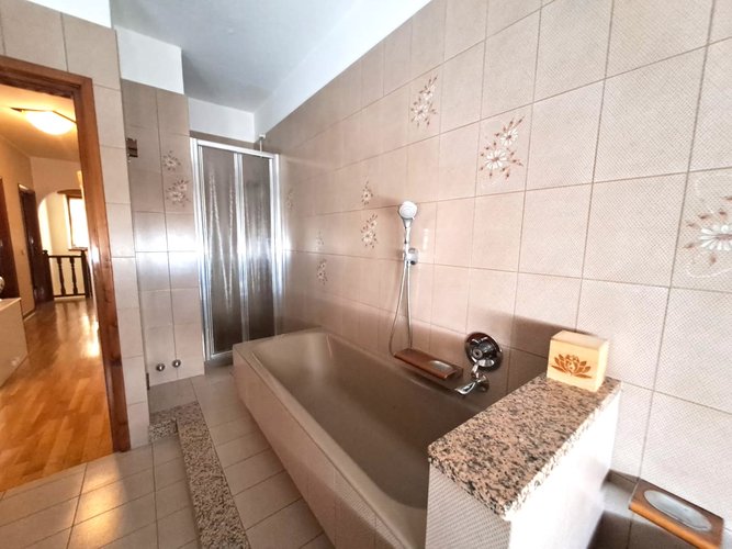 DI AMPIA METRATURA! Serina