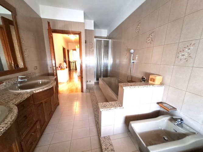 DI AMPIA METRATURA! Serina