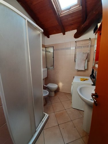 Sant’Omobono Terme in casa storica trilocale con camino e arredo Sant'Omobono Terme