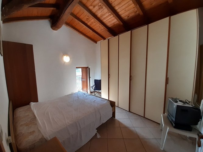 Sant’Omobono Terme in casa storica trilocale con camino e arredo Sant'Omobono Terme