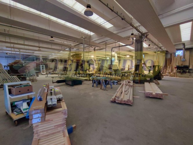 Capannone Industriale Spirano