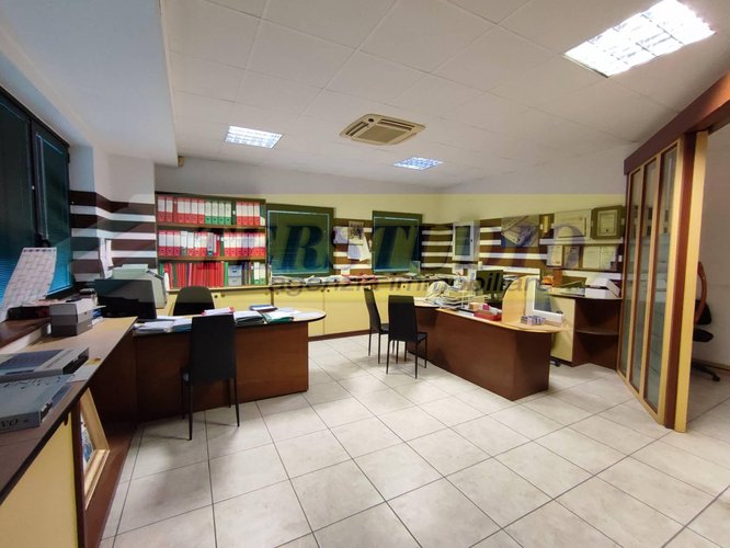 Capannone Industriale Spirano