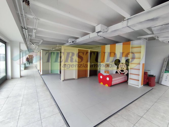 Capannone Industriale Spirano