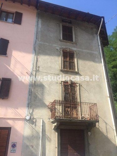 POSIZIONE CENTRALE E SERVITA!!!!