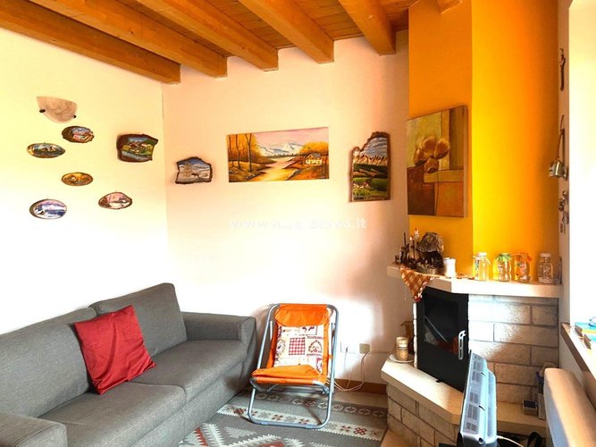 RESIDENCE CON PISCINA! Serina