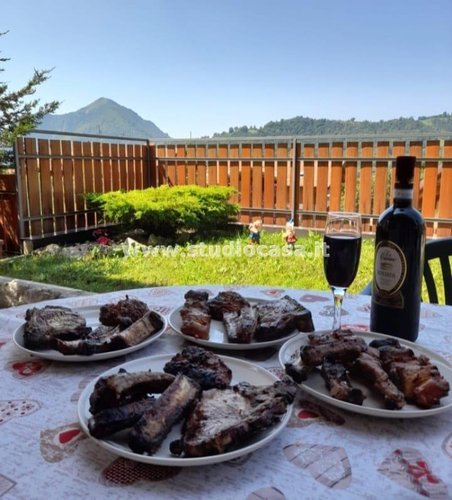 RESIDENCE CON PISCINA! Serina