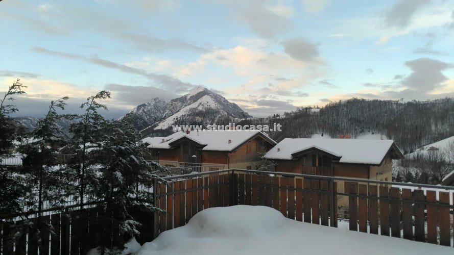 RESIDENCE CON PISCINA! Serina