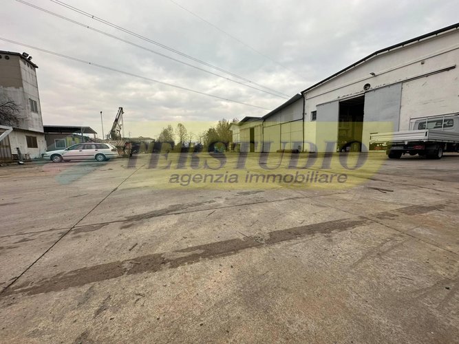 Capannone Industriale Dalmine
