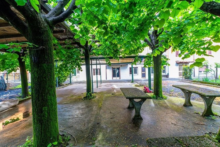 locale commerciale Alzano Lombardo