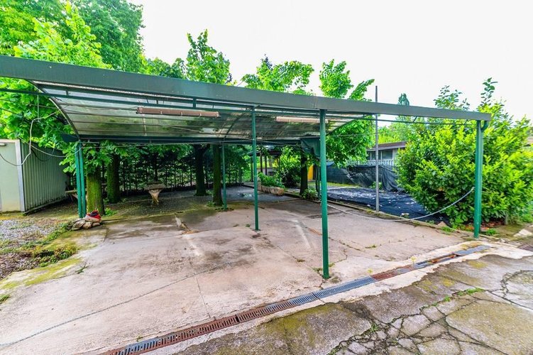 locale commerciale Alzano Lombardo