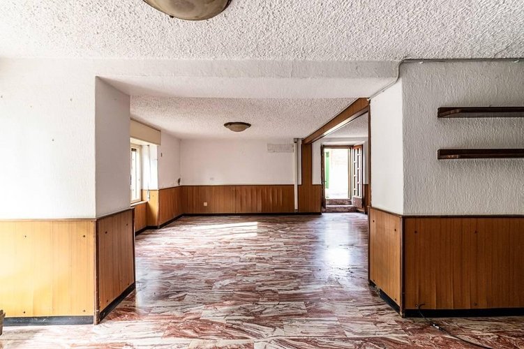 locale commerciale Alzano Lombardo