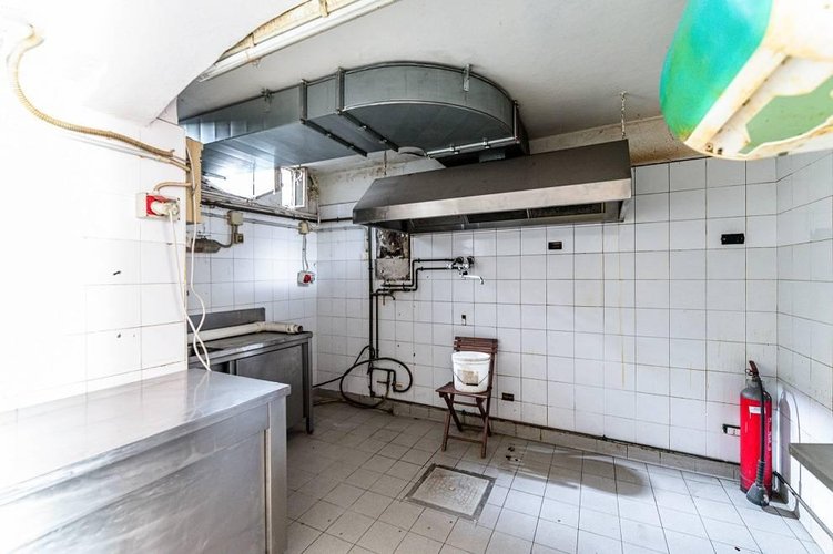 locale commerciale Alzano Lombardo