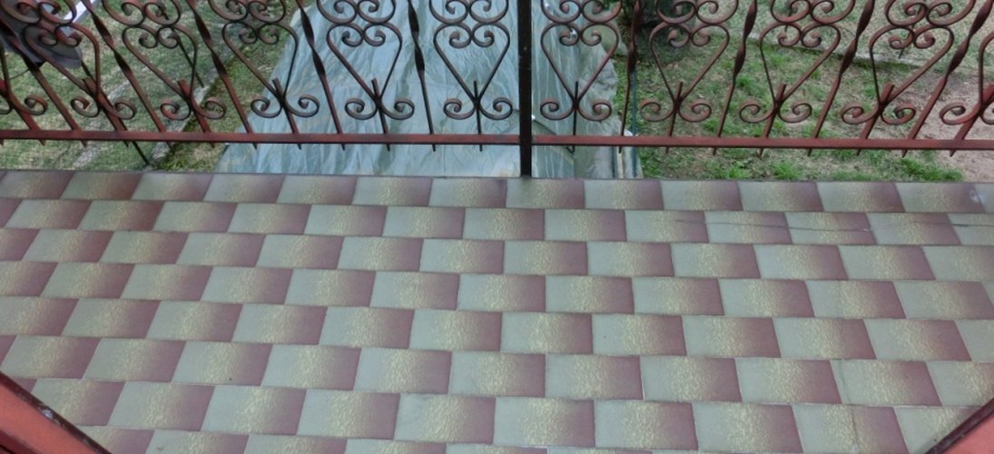 Capizzone, grazioso trilocale balconato con posto auto privato Capizzone