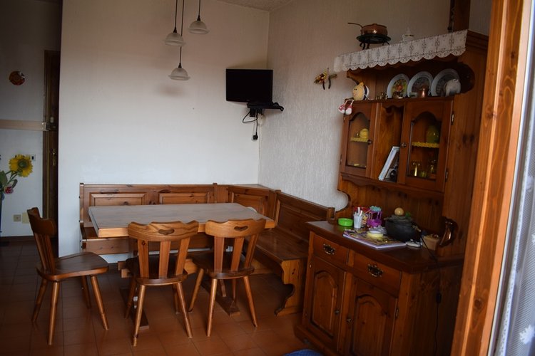 Costa Serina grazioso bilocale con terrazzo coperto Costa Serina