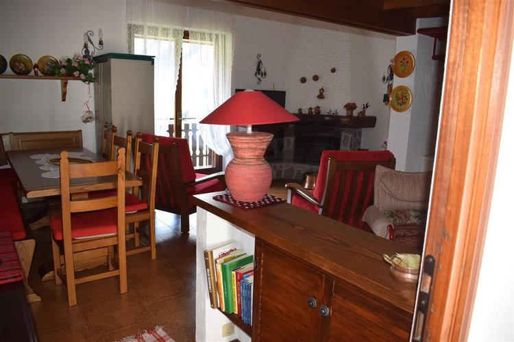 Oltre il Colle zona esclusiva, panoramico appartamento pluriterrazzato con cantina Oltre il Colle