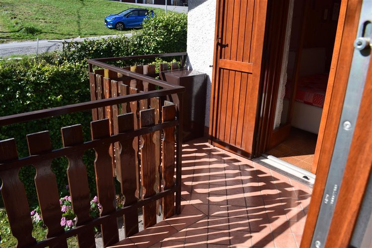 Oltre il Colle zona esclusiva, panoramico appartamento pluriterrazzato con cantina Oltre il Colle