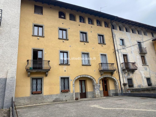 BORGATINA MEDIOEVALE! Taleggio