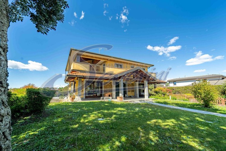 Villa singola Cantù