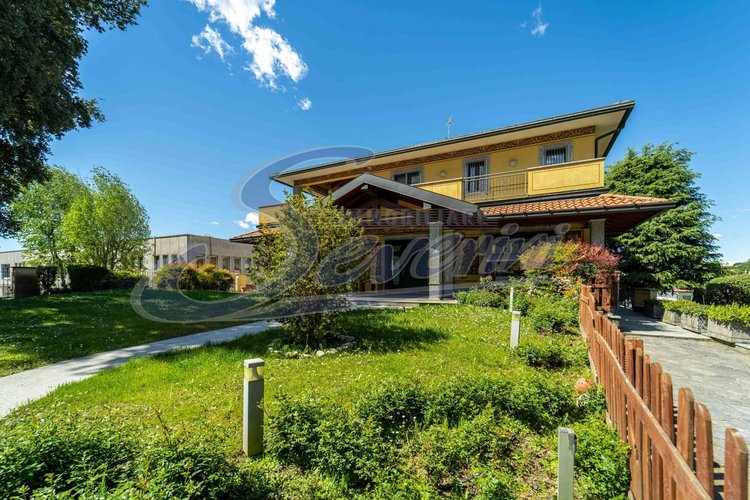 Villa singola Cantù