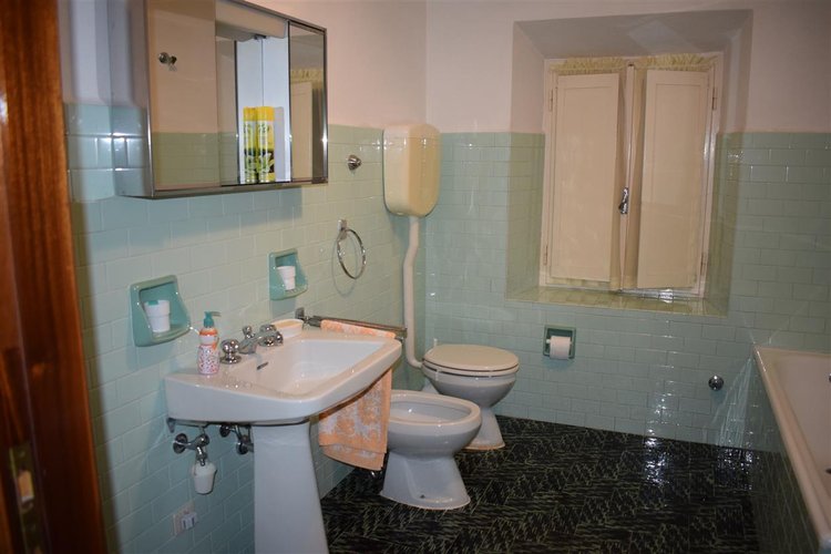 Costa Serina panoramica casetta montana con giardino privato Costa Serina