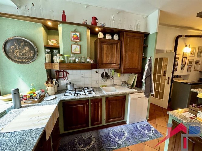 Porzione di rustico con terreno Pontida