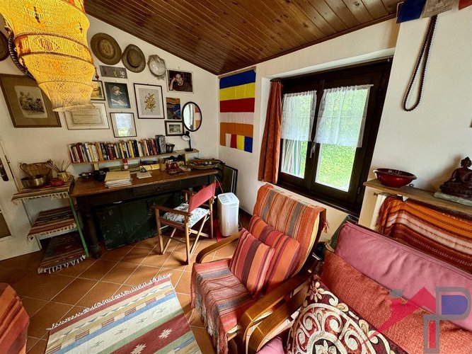 Porzione di rustico con terreno Pontida