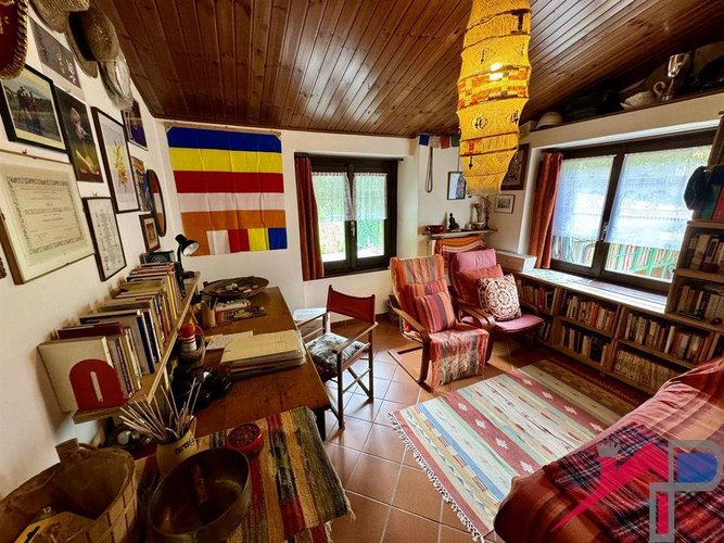 Porzione di rustico con terreno Pontida