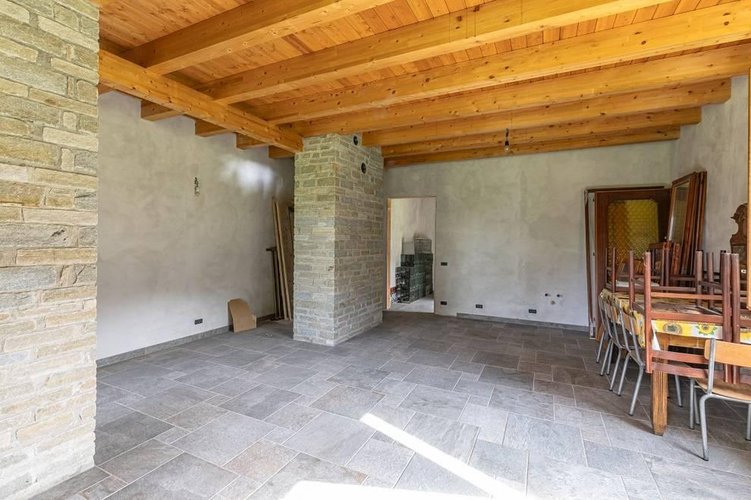 Rustico/Casale/Corte Gandino