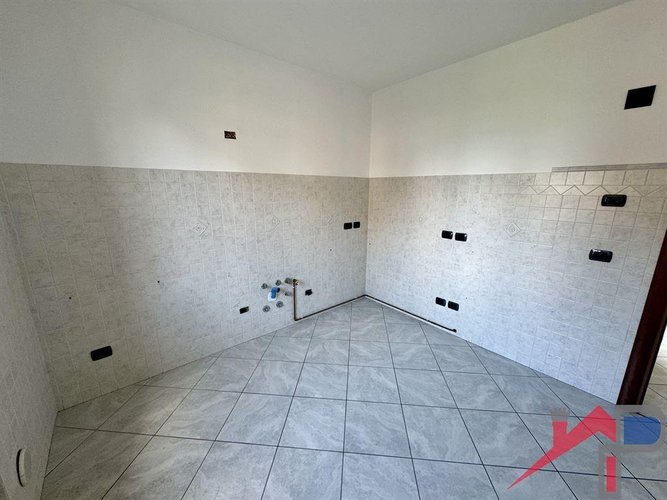 Ampio quadrilocale con giardino privato Almenno San Salvatore