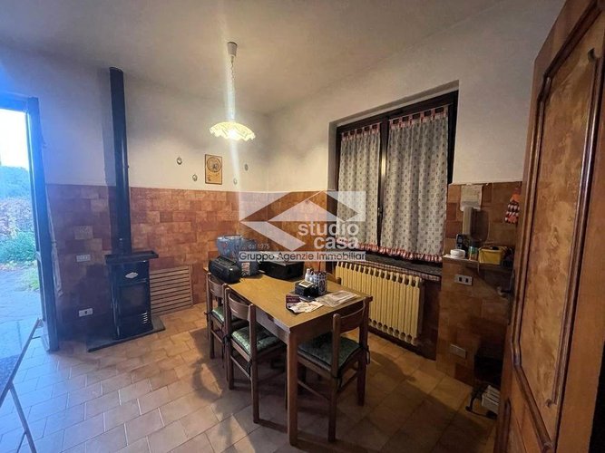 VILLA immersa nel verde con ampi spazi per voi e la vostra famiglia? Lurano