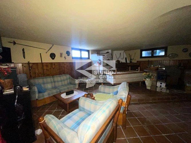 VILLA immersa nel verde con ampi spazi per voi e la vostra famiglia? Lurano