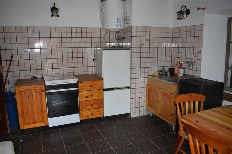 Serina, in casa d’epoca, centralissimo trilocale esente da spese condominiali Serina