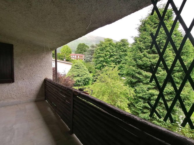 Villa a schiera Cremeno