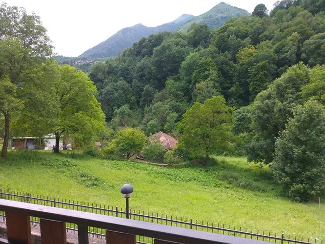 Serina, centralissimo trilocale con box auto e patio esterno esclusivo Serina