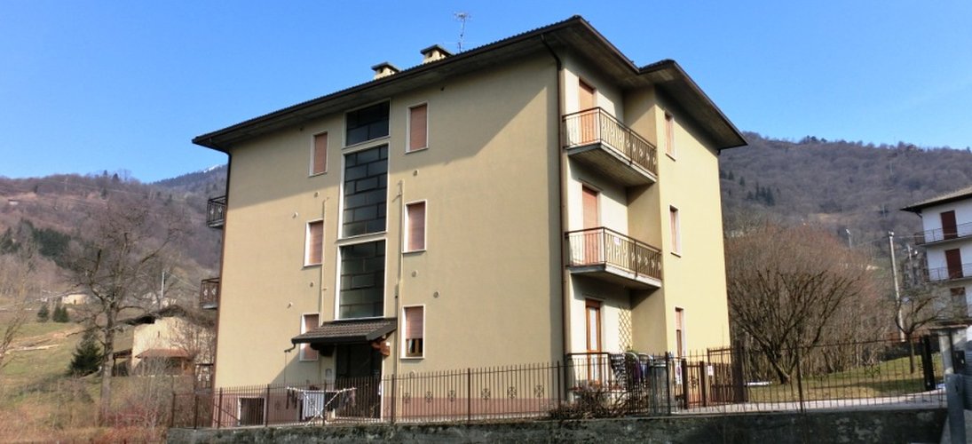 Serina trilocale con ampie balconate Serina