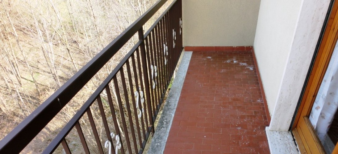 Serina trilocale con ampie balconate Serina