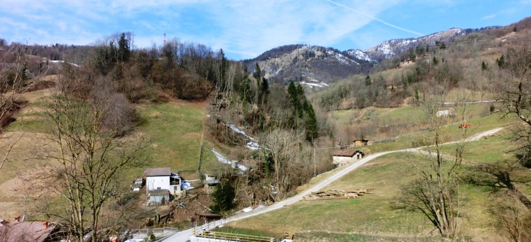 Serina trilocale con ampie balconate Serina