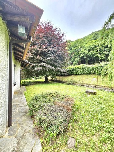 Villa singola Oliveto Lario