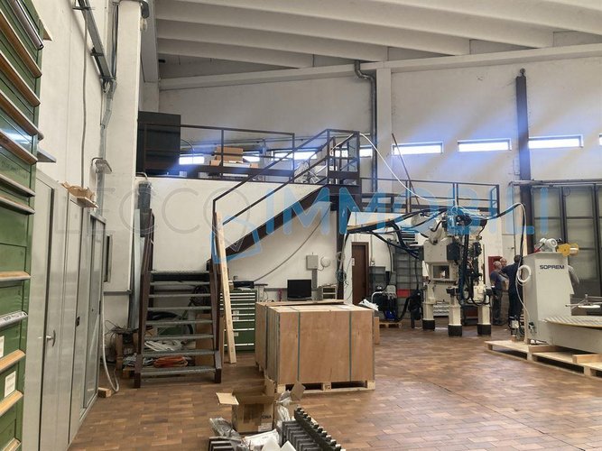 CAPANNONE RICCIOLI Lecco