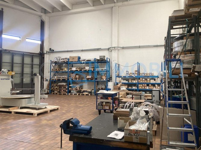 CAPANNONE RICCIOLI Lecco